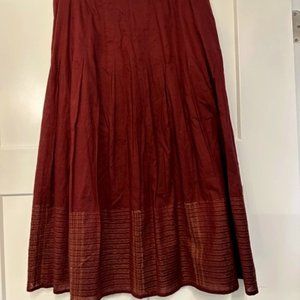 Burgundy with gold threading skirt with side zipper